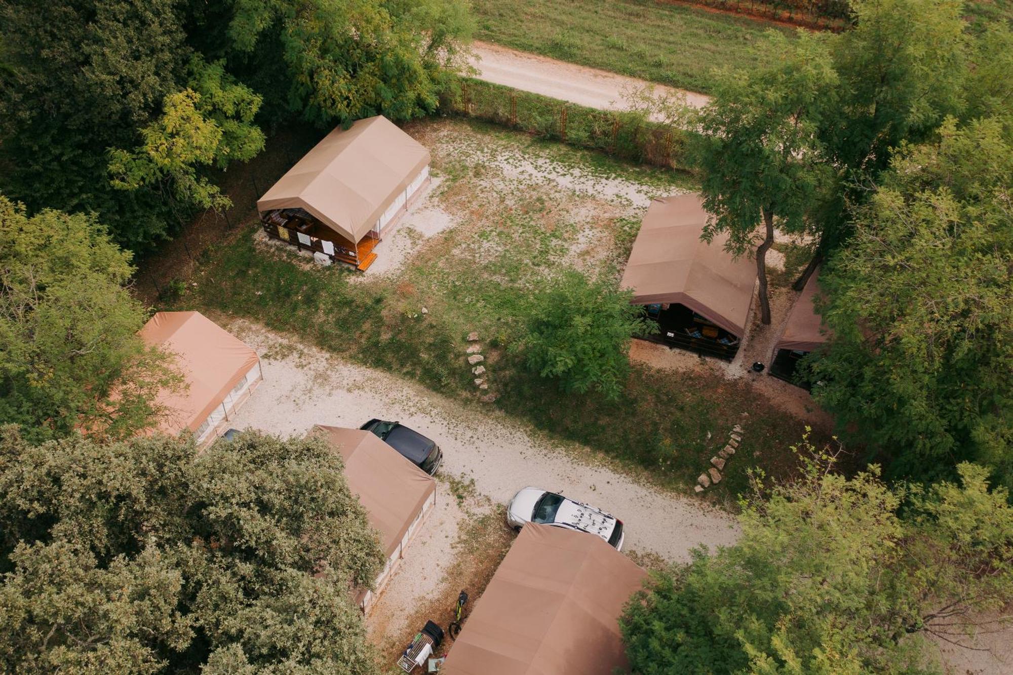 Sunflower Camping Mareda Exterior photo